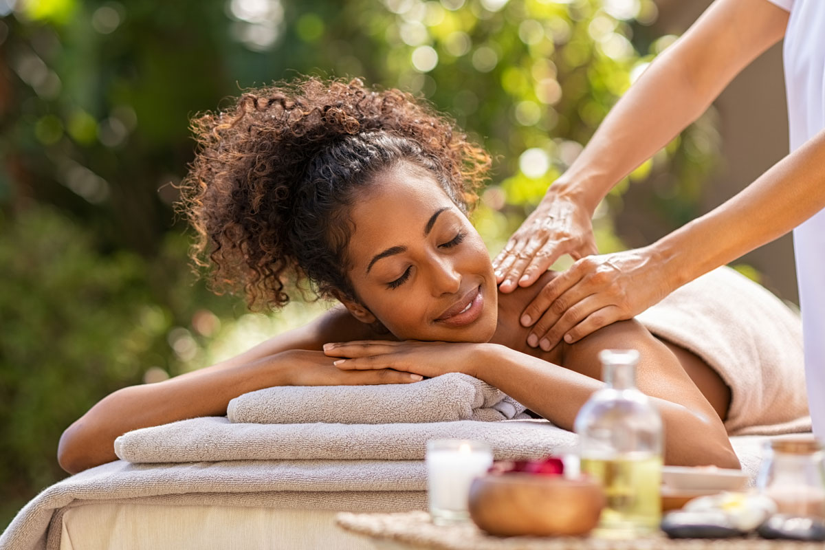 beautiful-woman-getting-Ultimate-Relaxation-Experience- Lymphatic Drainage